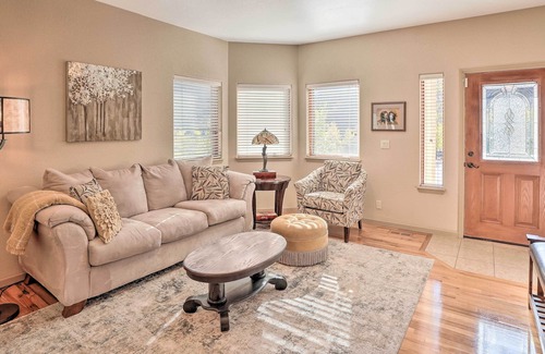 Skyway House | Spacious Retreat ~ 5 Mi to Garden of the Gods