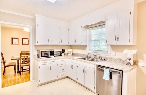 Anderson House | Spacious Retreat Near Lake Hartwell, Clemson & Greenville!