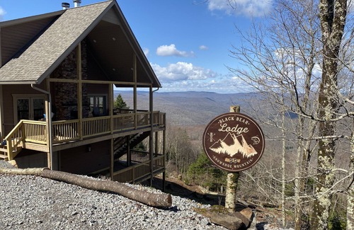 Snowshoe House | Spacious retreat on Snowshoe Mtn! in/outdoor fireplaces, hot tub, dog friendly!