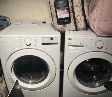 Orangeville House | Spacious room for rent