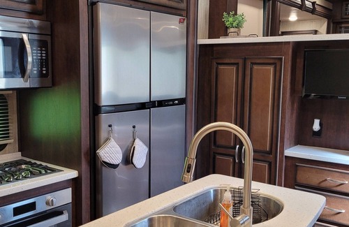 La Follette House | Spacious RV near ATV trails