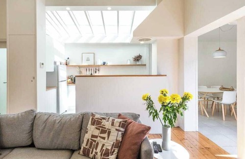 Middle Park Apartment | Spacious, Stylish House with Private Courtyard near Shops, Cafes, Beach and Tram