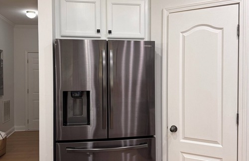 Lawrenceville House | Spacious, Safe, Luxurious, Family-Friendly, 4-Bedroom House 2 miles from I-85