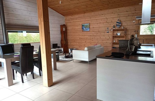 Elliant Ski Chalet | Spacious Scandinavian Chalet in the heart of Finistère!