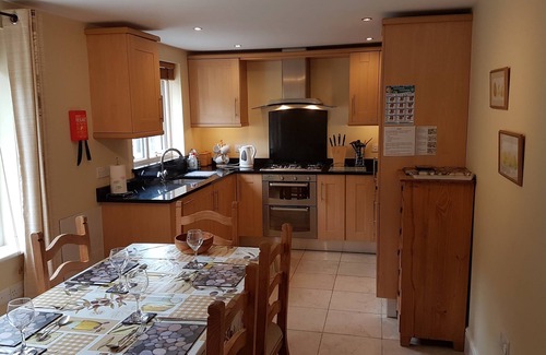 St Davids House | Spacious self-catered accommodation in the heart of St Davids.