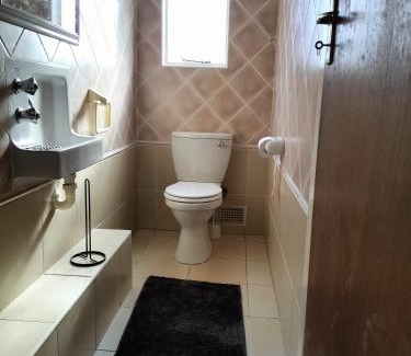 Berea Apartment | Spacious Self catering flat Berea