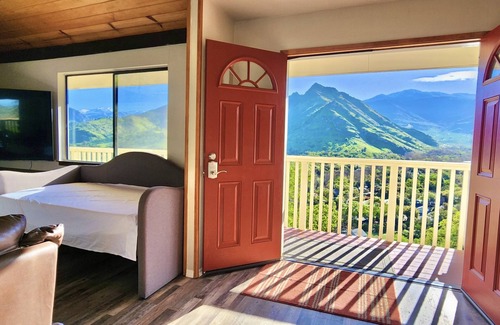 Three Rivers House | Spacious Sequoia Park Retreat Best Panoramic Views