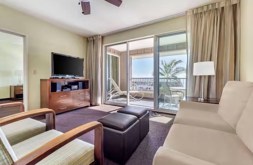 Poipu Hotel | Spacious Stay Near Old Koloa Town, Beach & Pool + Kitchen