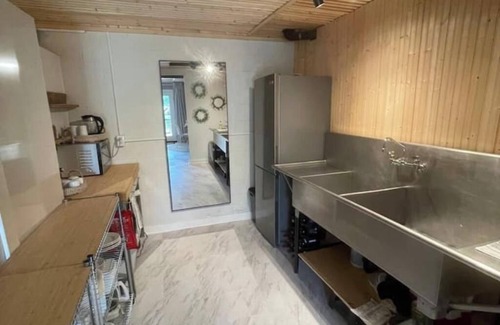 Glen Ellen House | Spacious Studio Apt. Glen Ellen