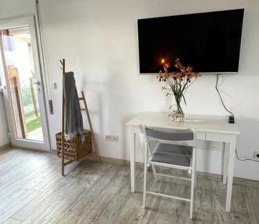 Atalaia Apartment | Spacious Studio in Sunny Villa Minutes to Beach