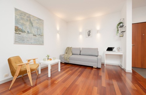 Muranow Apartment | Spacious Studio & Parking by Renters