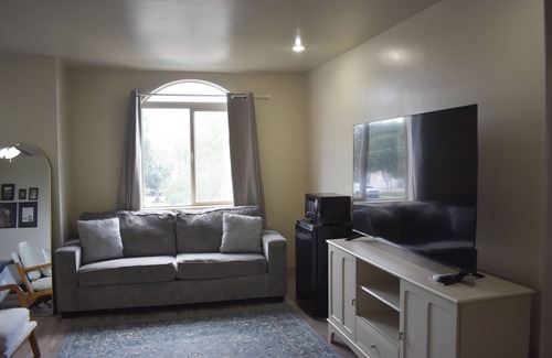 Orem Apartment | Spacious Studio Retreat I Century