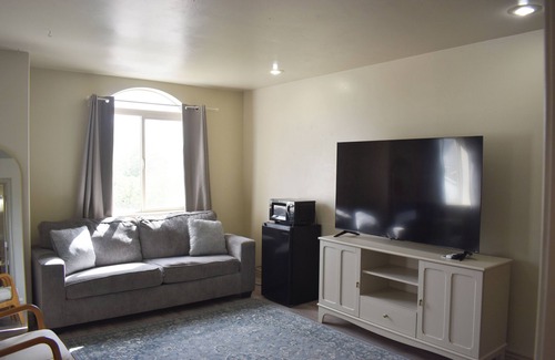 Orem Apartment | Spacious Studio Retreat I Century
