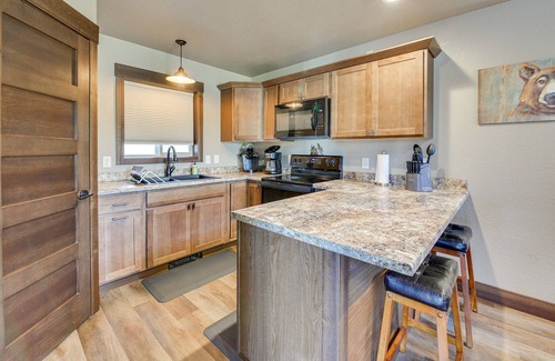 Sturgis Cabin | Spacious Sturgis Cabin w/Grill & Wraparound Patio