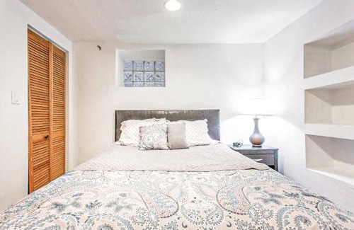 Wicker Park Apartment | Spacious & Stylish Home at the heart of Wicker Park