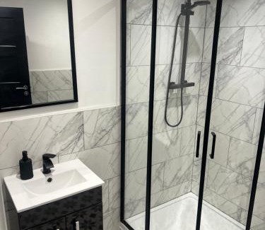 Peterborough Apartment | Spacious & Stylish Self Contained Studio Apartments