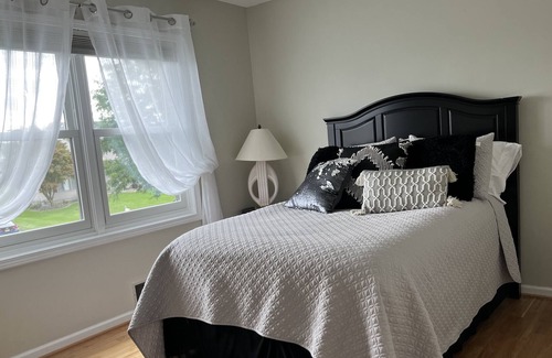 Gates-North Gates House | Spacious suburban home in quiet neighborhood !!!
