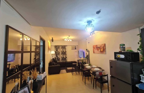 Ugong Condo | Spacious Suite in Pasig Cityurban Metro Escape