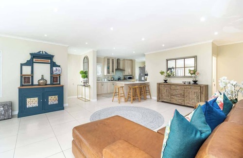 Bloubergstrand House | Spacious Sunningdale Retreat With Poolside Charm