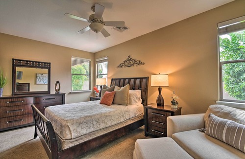 Royal Ranch House | Spacious Surprise Home 6 Mi to Wildlife World Zoo