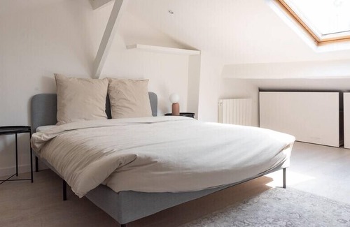 Centre Ville Apartment | Spacious T3 of 100 m2 in Boulogne-Billancourt