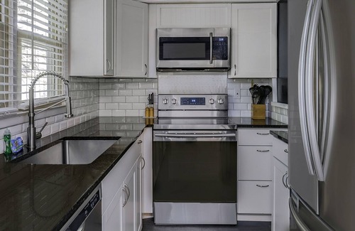 Tarpon Pond House | Spacious Tarpon Pond Cottage! Close to Beach Amenity Cards!