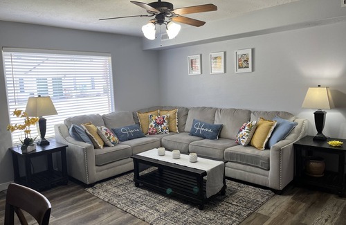 Cedar City House | Spacious townhome close to Brian Head, SUU, Shakespearean Festival, & Zion’s