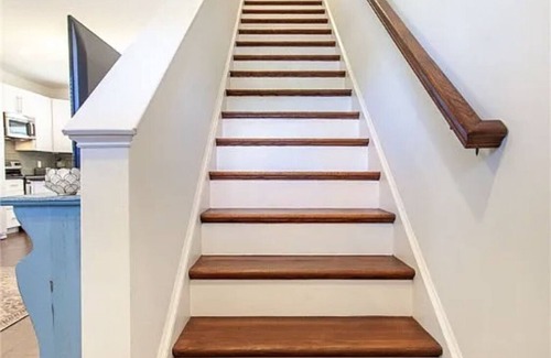 Auburn House | Spacious Townhome Walkable to Stadium & Town