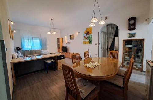Dajla Apartment | Spacious Urban Retreat Apartment with Terrace - Two Bedroom Apartment with Terrace