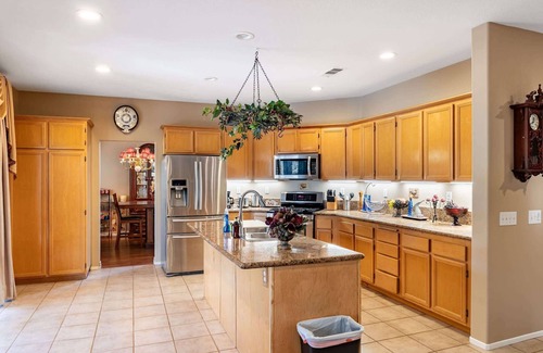 Rancho Santa Margarita House | Spacious 3BR Retreat with Loft & Mountain Views
