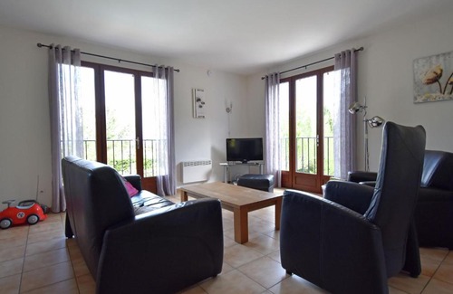 Montbrun-des-Corbieres Villa | Spacious Villa in Montbrun des Corbieres with Private Pool