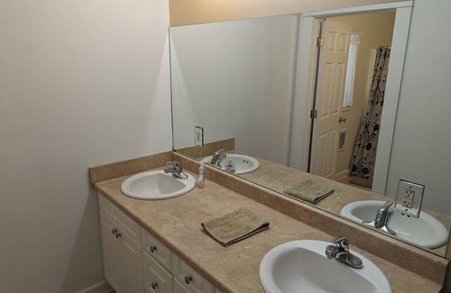 Fair Plain House | Spacious Victorian Era Home with vast back yard, just minutes from the beach