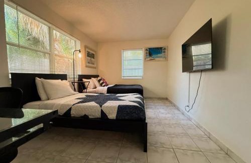 Pompano Beach Apartment | Spacious Villa #8 Water View 4-Minute Walk Beach