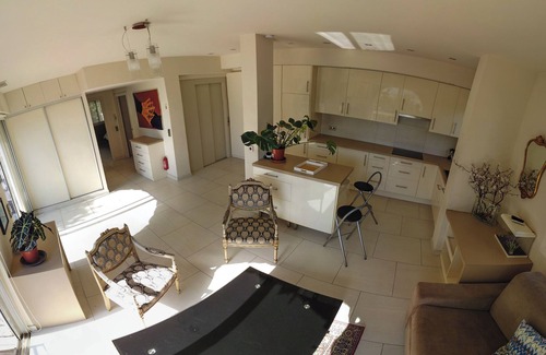 Cimiez Villa | Spacious villa, fully adapted to PMR standards in the heart of town