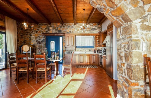 Livadia Villa | Spacious Villa in unspoilt nature directly by the sea - a paradise