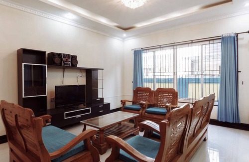 Tanjungbenoa Villa | Spacious villa in Kuta - 5 minutes to Bukit Road (pets are allowed)