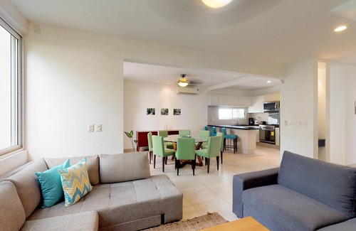 Playa del Carmen Villa | Spacious villa with balcony, patio, strong WiFi, partial AC, pool & gym