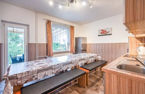 Ortsmitte Villa | Spacious Villa near Center