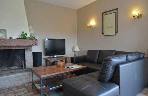 Carcassonne Villa | Spacious Villa Retreat in Carcassonne
