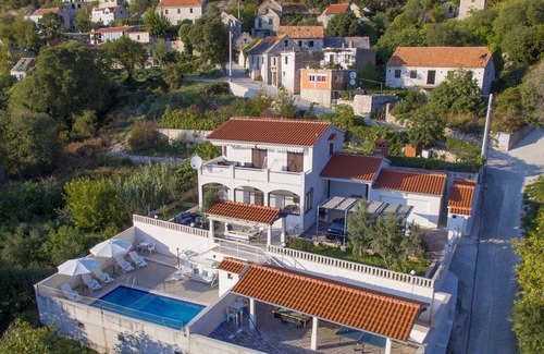 Jesenice Cabin | Spacious villa with private pool, garden and a breathtaking sea view