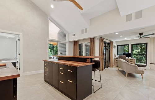 West Conshohocken House | Spacious Villanova Home – Ideal for Extended Stays & Gatherings