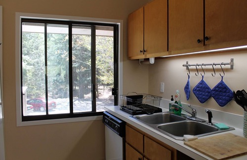 Warren Condo | Spacious Warren Retreat - Wood Stove, Outdoor Pool, 5 Mins to Sugarbush