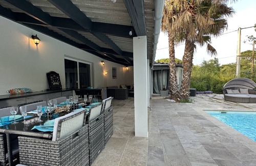 Vidauban House | Spacious, welcoming house with swimming pool.