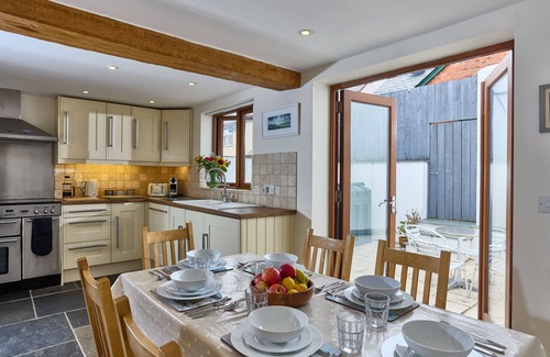 Hartland Cottage | Spacious, well-equipped cottage with parking in Hartland, N Devon - Sleeps 6.