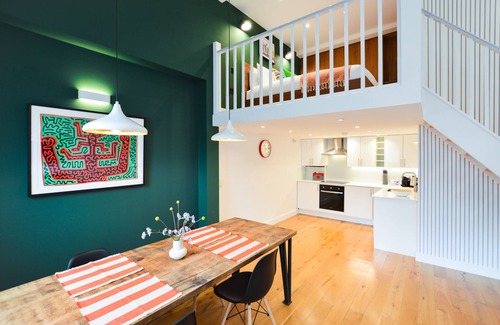 West Hampstead Apartment | Spacious West Hampstead Apartment by Concept Apartments