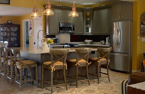 Long Beach House | Spacious whole house summer rental in Long Beach