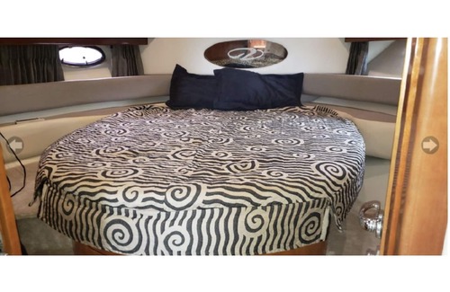 Pompano Isles Boat Rental | Spacious yacht that sleeps six