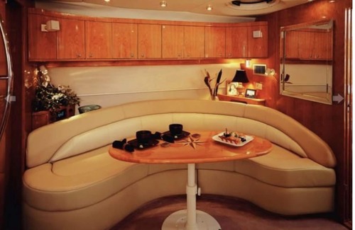 Pompano Isles Boat Rental | Spacious yacht that sleeps six