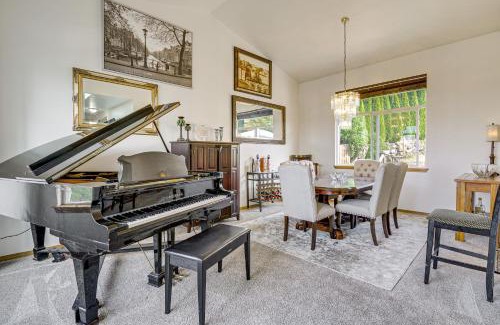 Marysville House | Spacious Yard and Deck Home 8 Mi to Puget Sound!