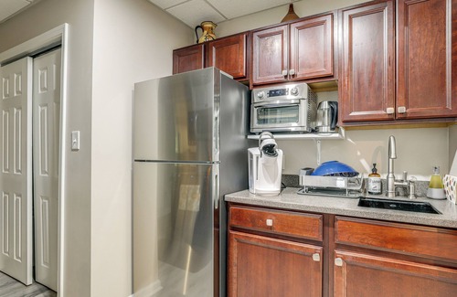Lawrenceville Apartment | Spacious Yard & BBQ: Chic Escape in Lawrenceville!